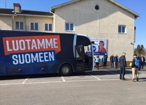 6.4.2019 Vaalikahvit Kyrössä.