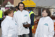 Kimmo Hollménin vaalitiimiä

Kuvaaja: Pertti Kangasniemi